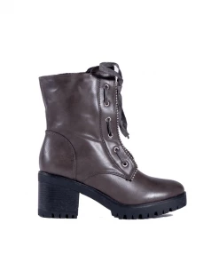 Bubu Shoes Brown Lace Up Stud Boot